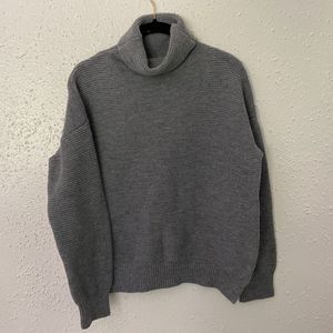 Ceasikery Sweater | MEDIUM | Women’s | Fall | Gray | Knit | Long Sleeve | Top